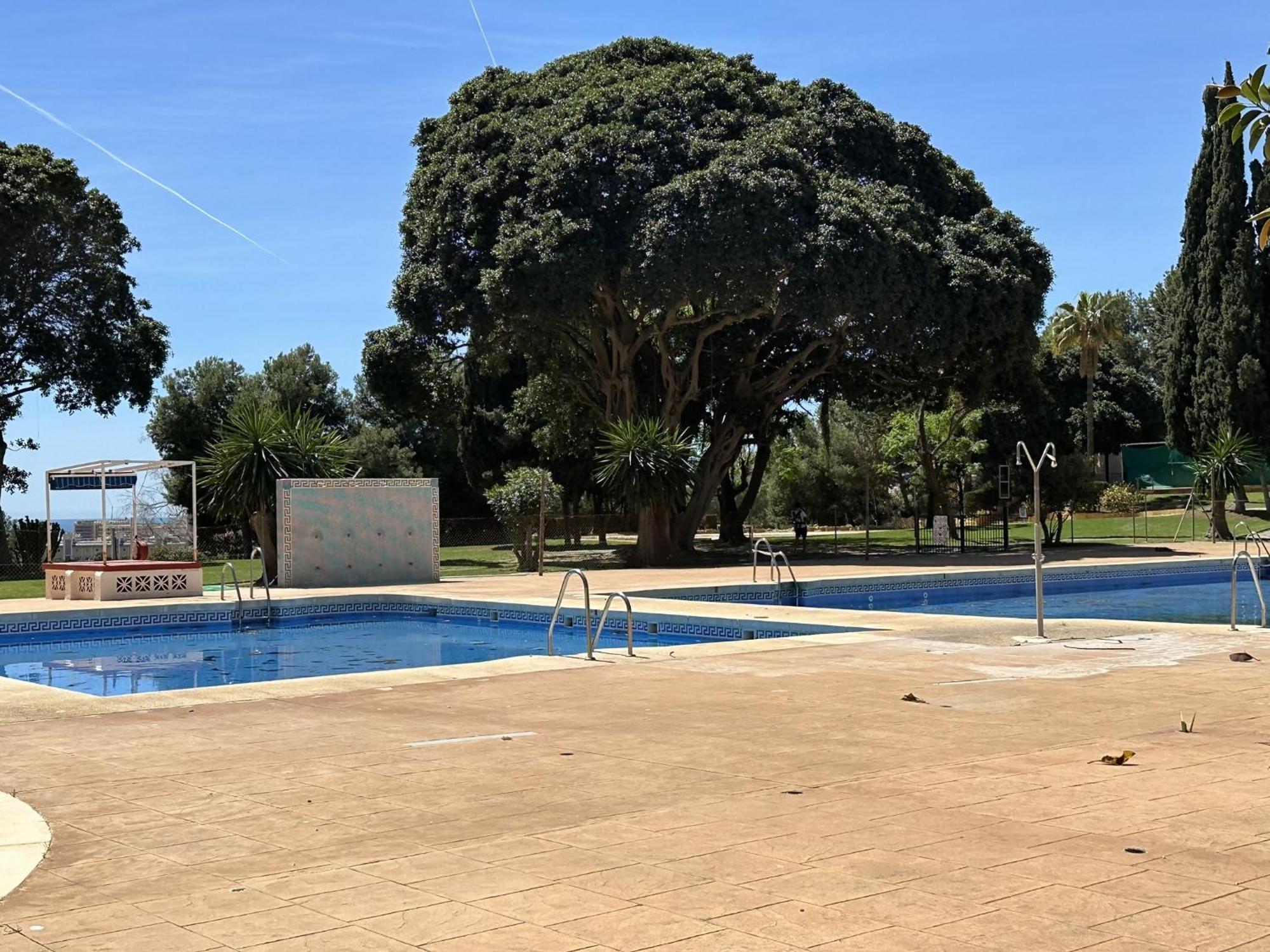 Estudio Agata Con Piscina A 800M De La Playa Benalmadena Bagian luar foto