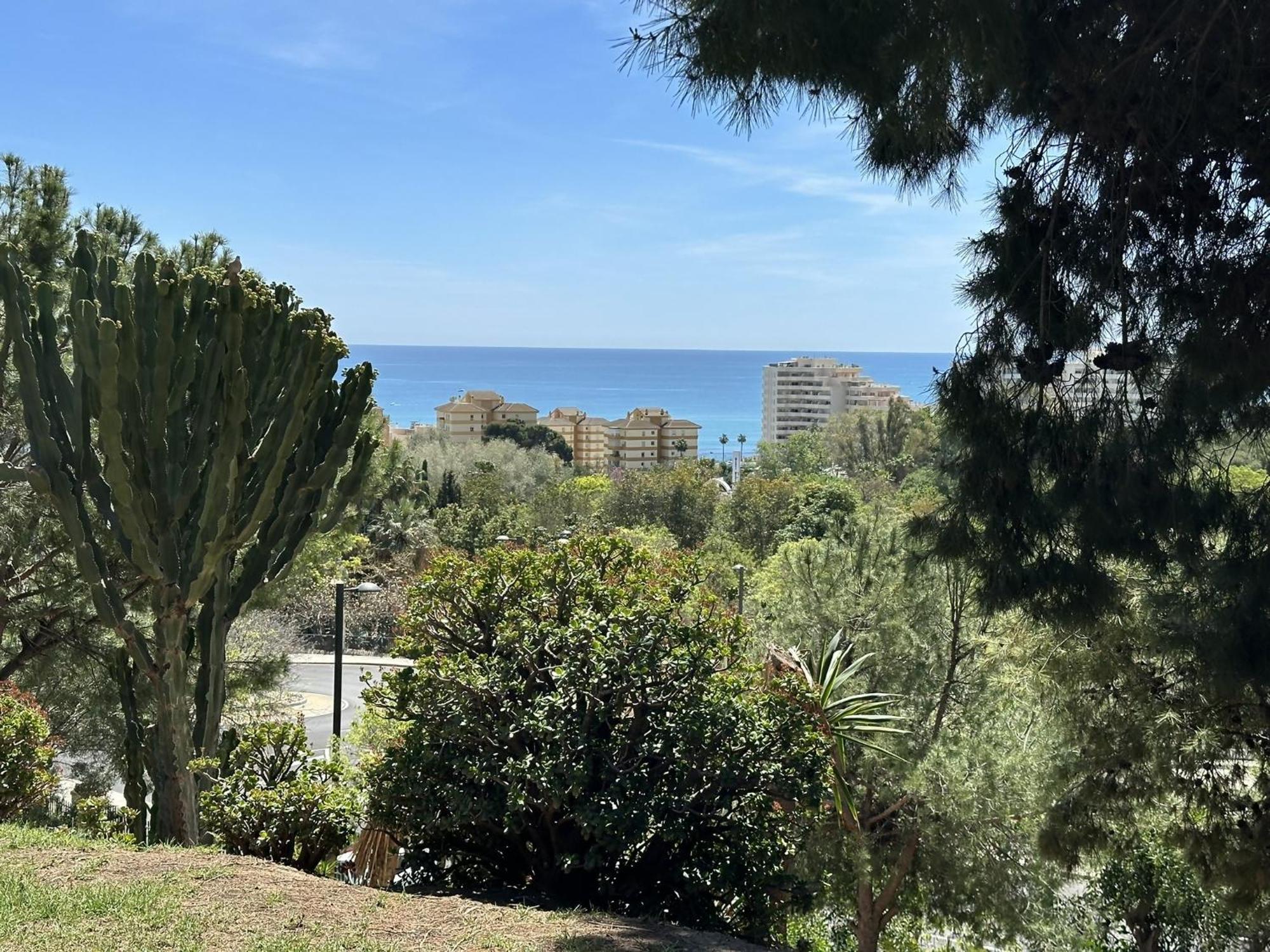 Estudio Agata Con Piscina A 800M De La Playa Benalmadena Bagian luar foto