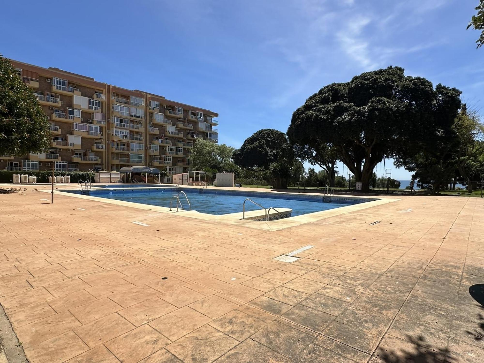 Estudio Agata Con Piscina A 800M De La Playa Benalmadena Bagian luar foto